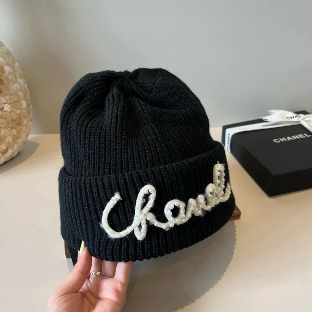 💰70¥ Chanel knitted beanie