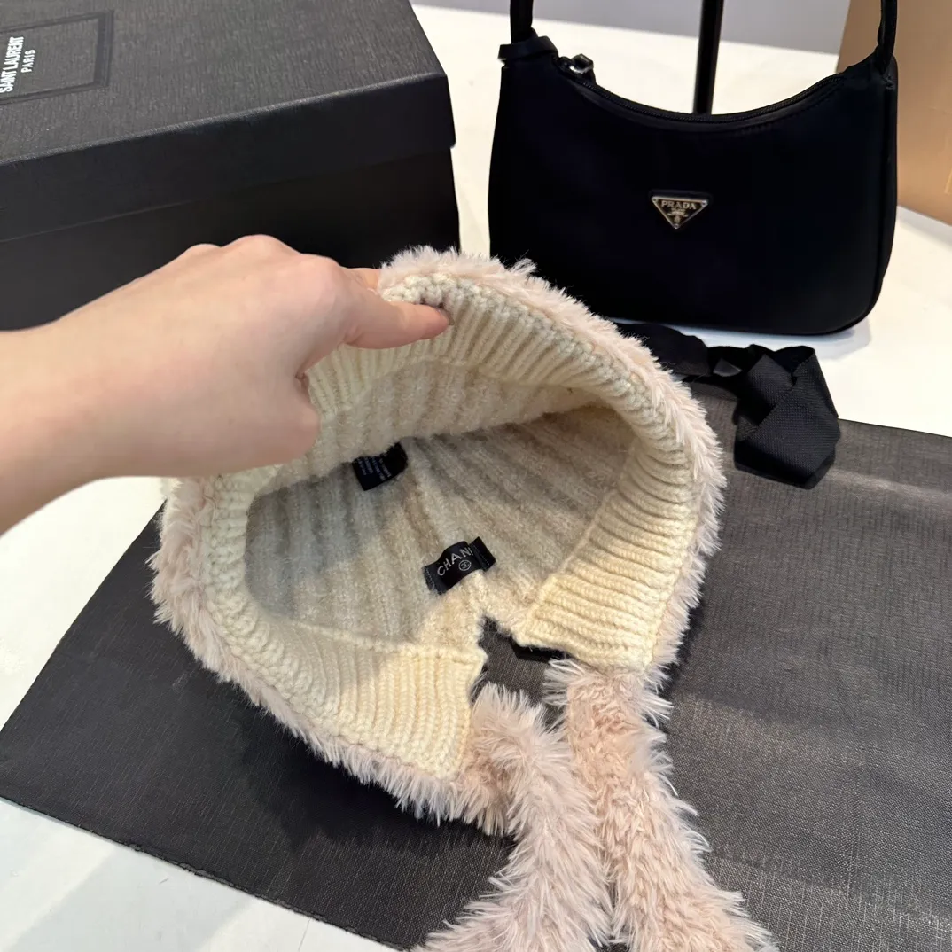 P60 CHANEL Chanel Cat Ears Wool Hat Women's Autumn and Winter Warm Ear Protection Knitted Hat Japanese Cute Pullover Hat 2024 New Cold Hat