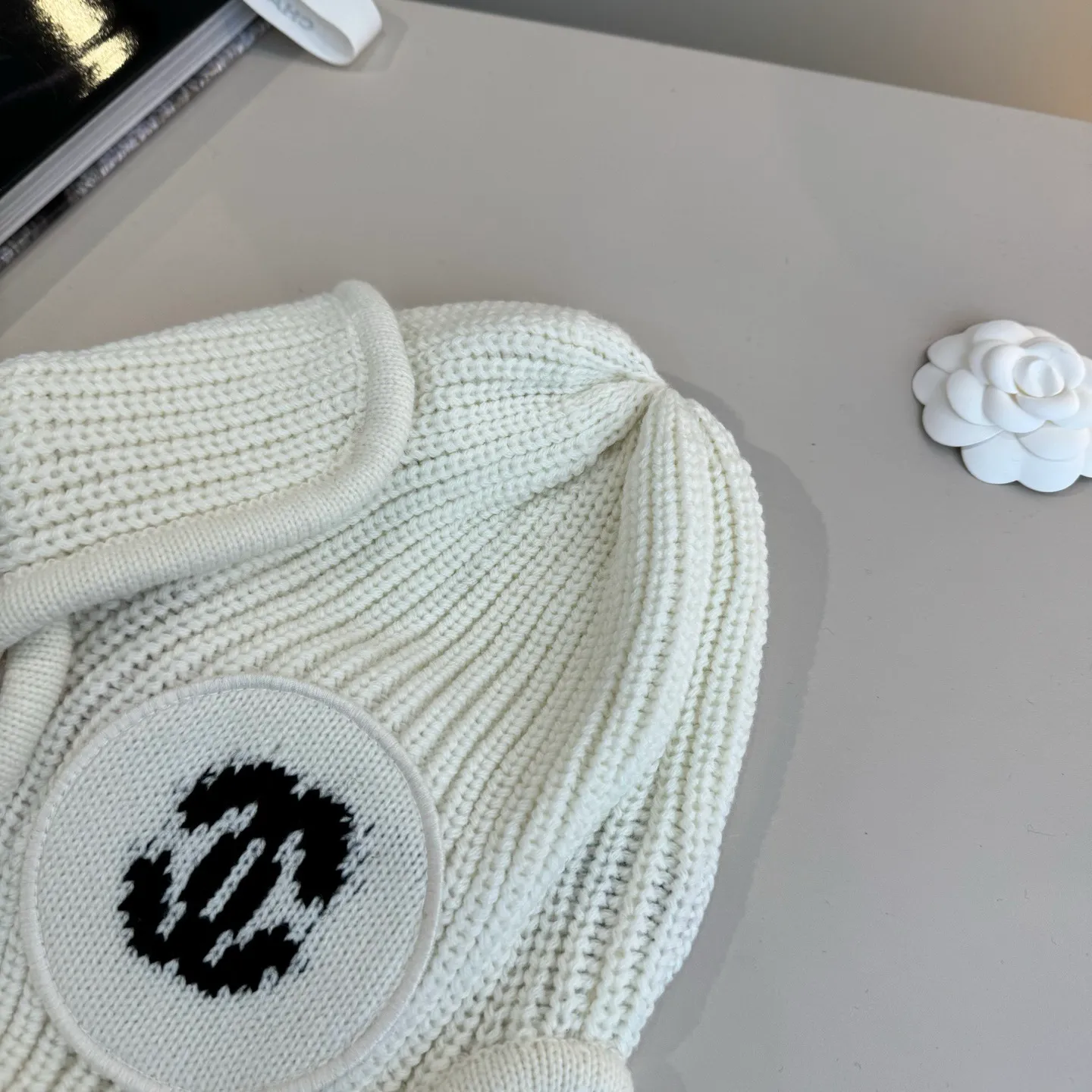 💰90¥ Chanel knitted beanie, ear protection hat