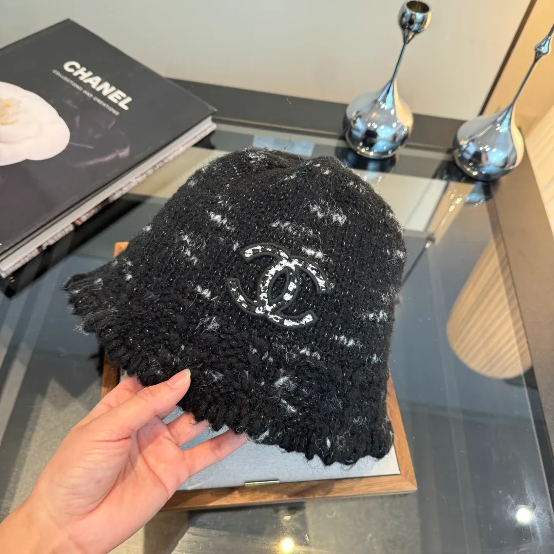 💰100¥ Chanel new knitted bucket hat
