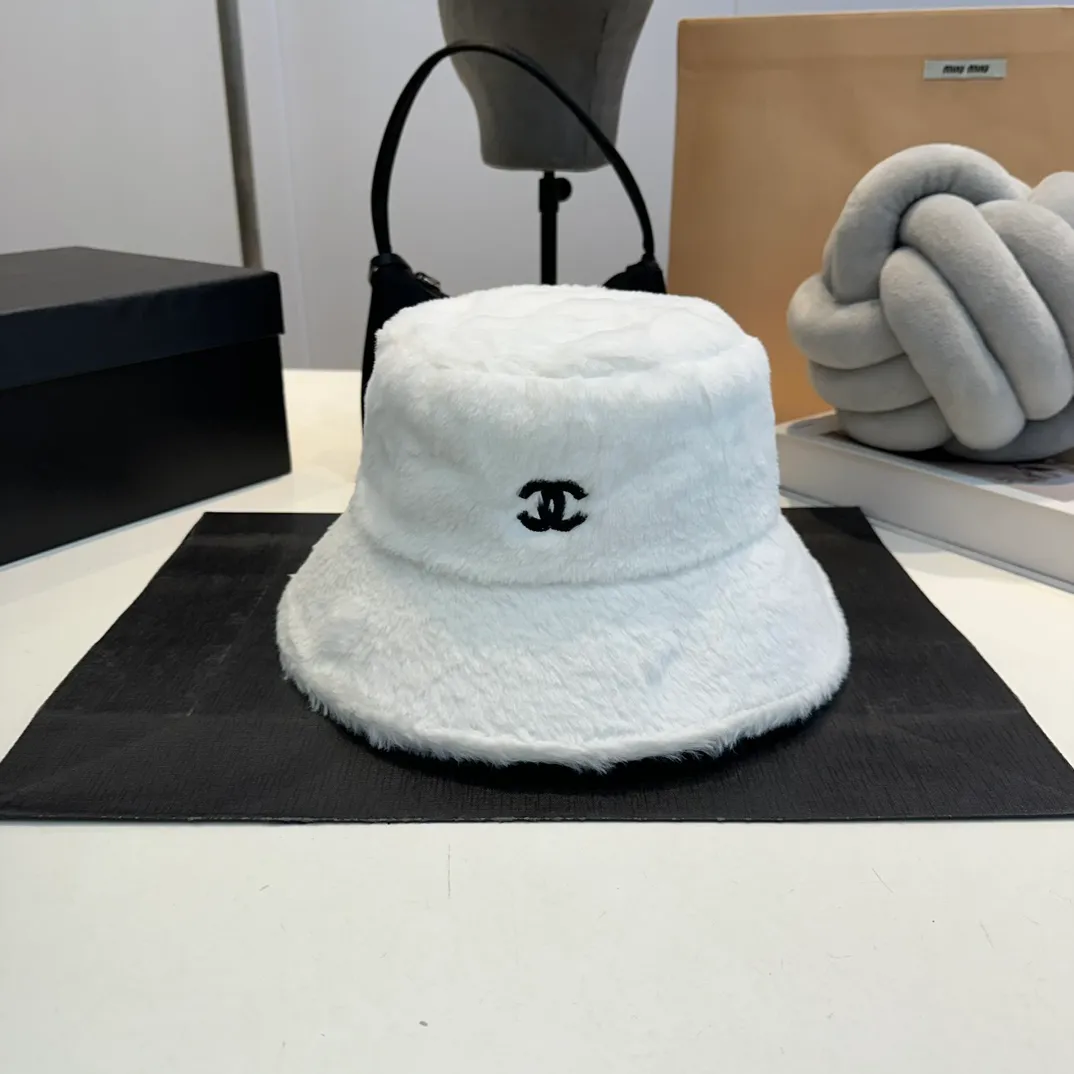 P56 Chanel Chanel 2024 Fisherman Hat for Women Autumn and Winter Without Makeup Versatile Face Showing Small Basin Hat Korean Style Elegant Temperament Bucket Hat