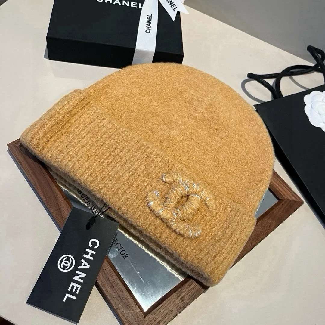 💰64¥ Chanel knitted beanie