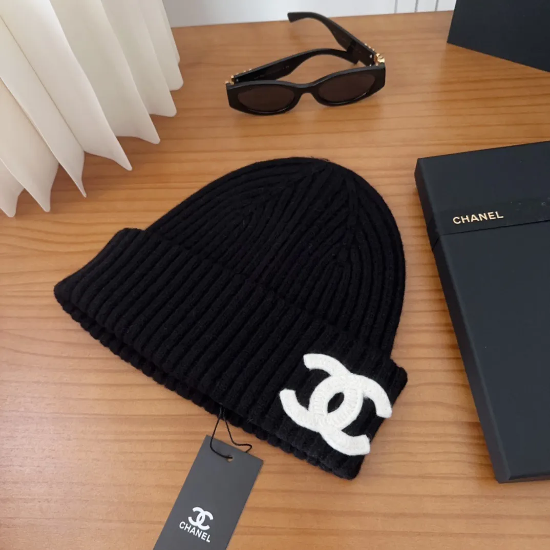 💰70 Chanel official website releases CHANEL small and popular knitted hat! Xiaohongshu’s new product is released, it’s so 🉑️, high-elastic fabric, classic colors, same style for men and women.