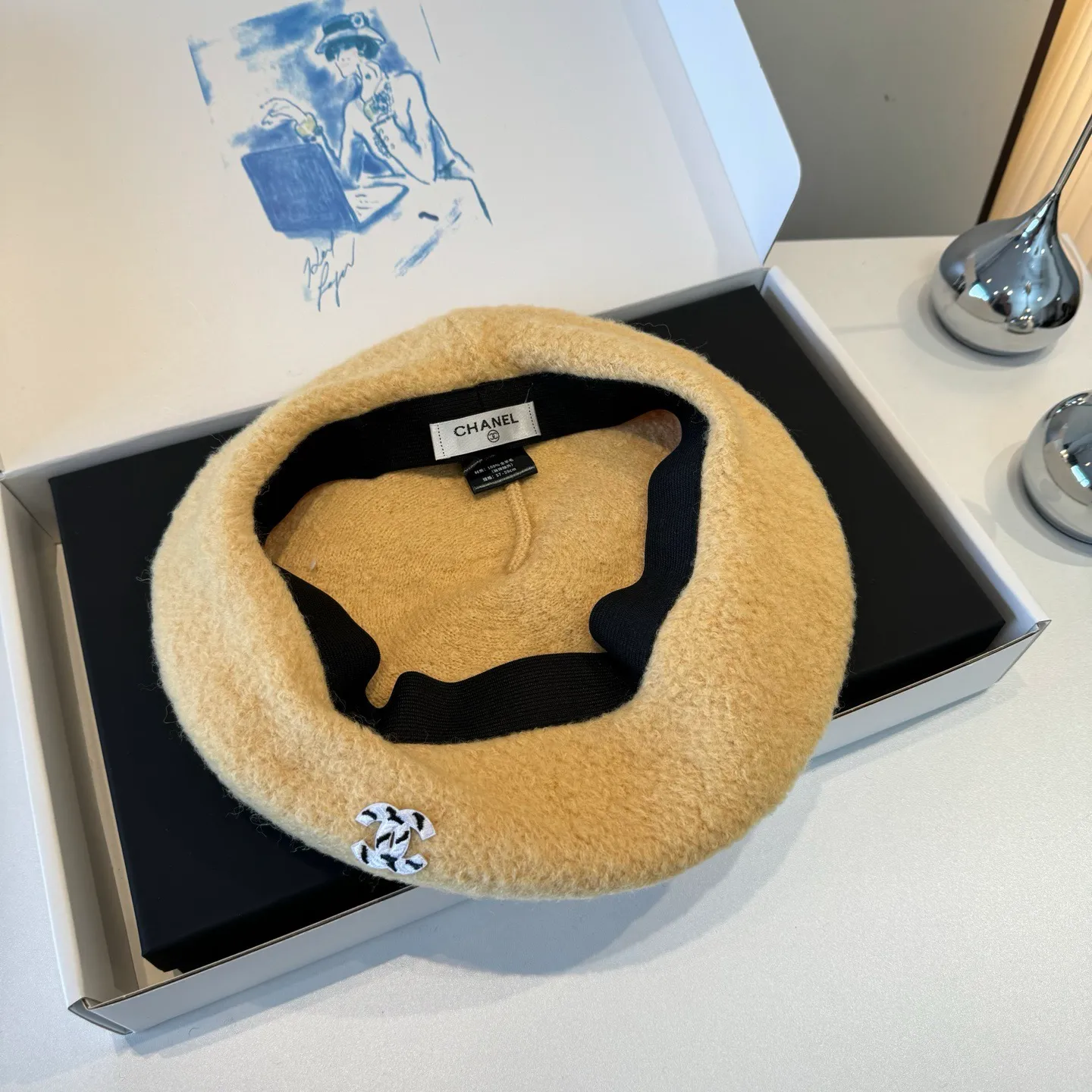 💰100¥ Chanel new cashmere beret, head circumference 57cm