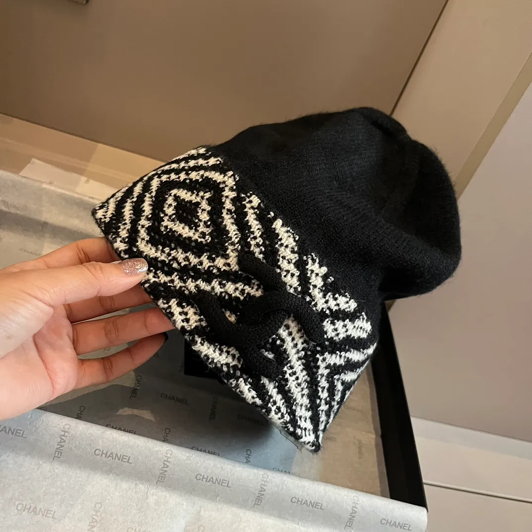 💰90¥ Chanel knitted beanie