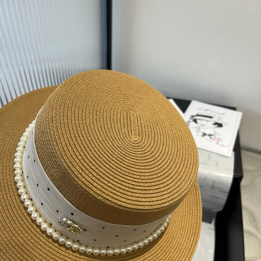 💰180¥ Chanel new flat top hat, Taiwan PP straw, head circumference 57cm