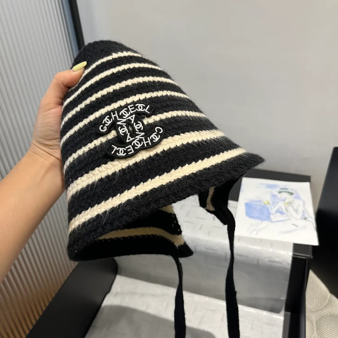 💰90¥ Chanel new knitted bucket hat, head circumference 57cm