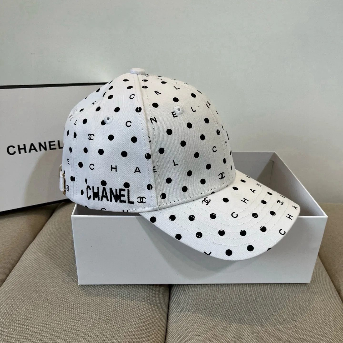 P60 CHANEL Chanel 2025 new small fragrance big-name baseball cap, counter classic style, unisex, head circumference 57, four colors available