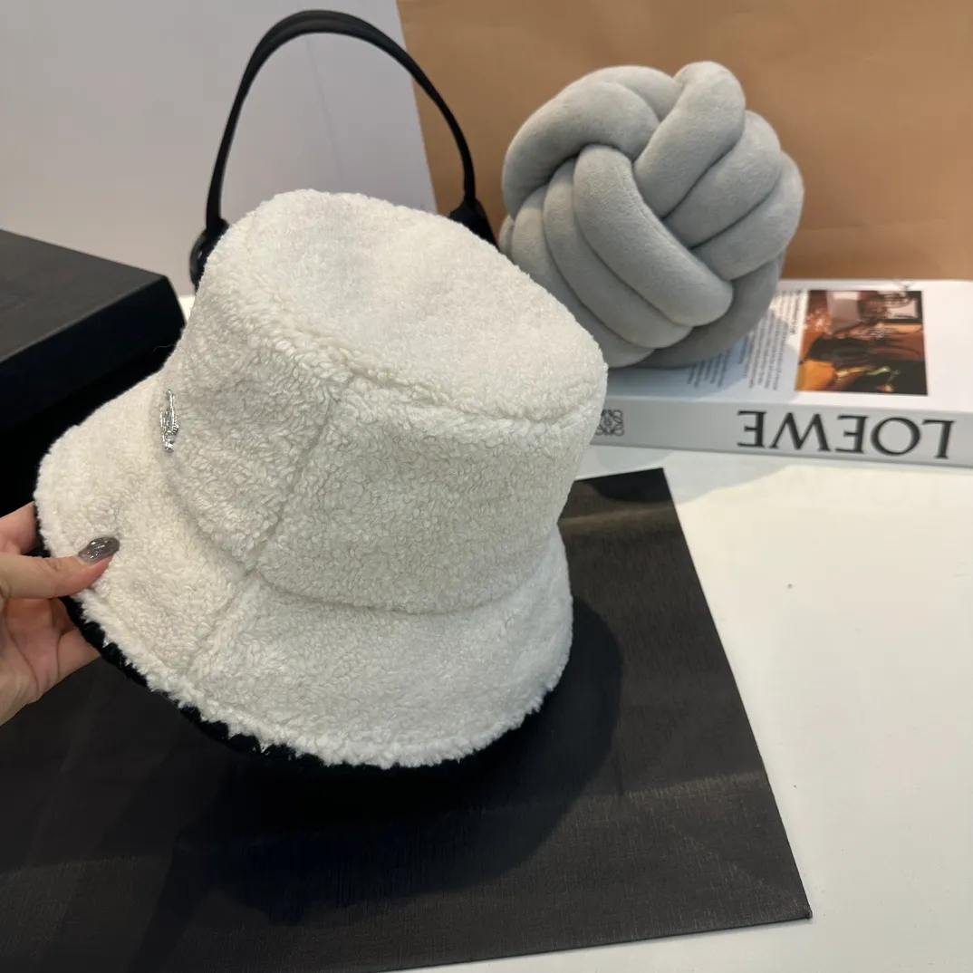 P70 Chanel Chanel 2023 new autumn and winter bucket hat, available in 2 colors, head circumference 57cm