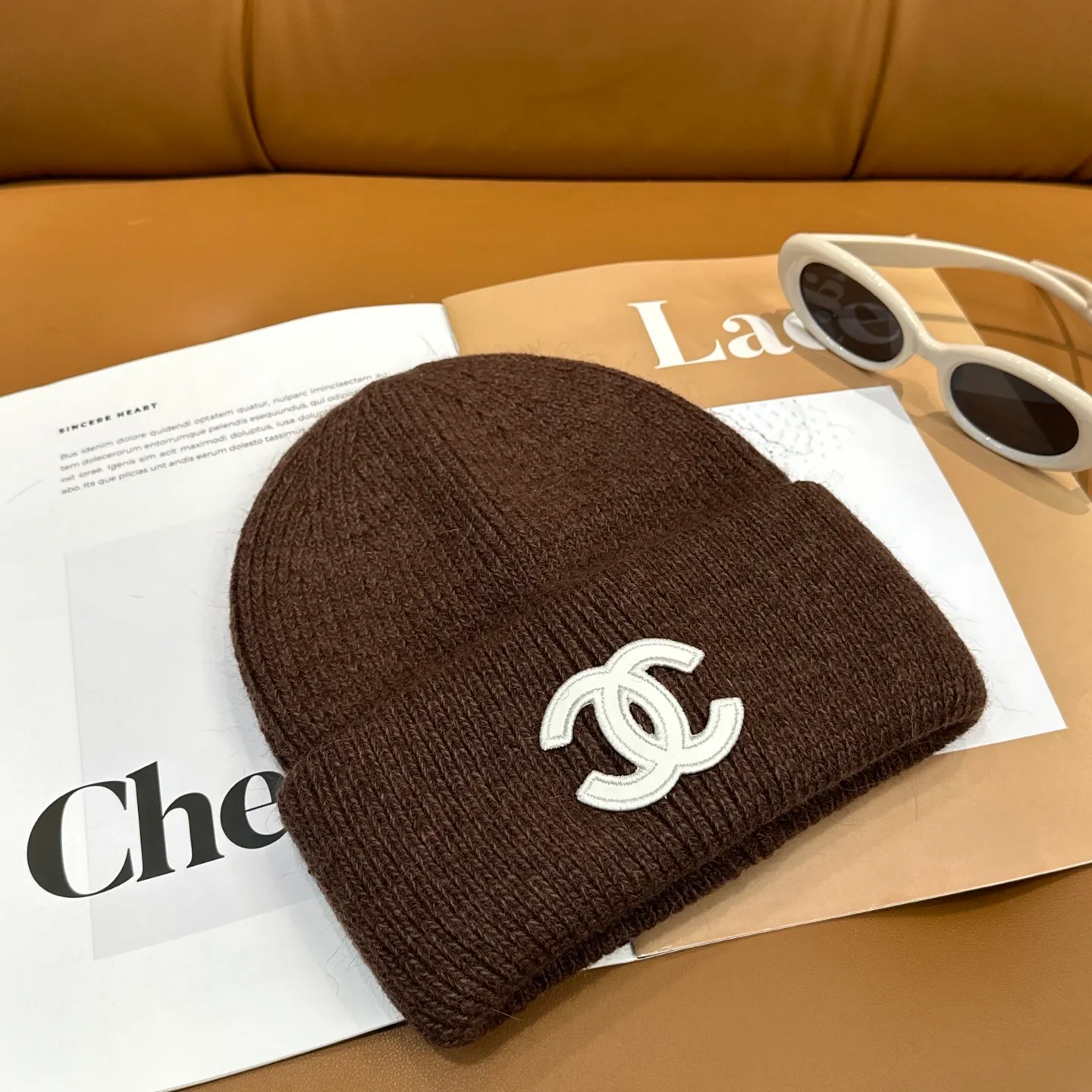 P60 CHANEL small and popular knitted hat! Xiaohongshu’s new product is released, it’s so 🉑️, high-elastic fabric, classic colors, same style for men and women.
