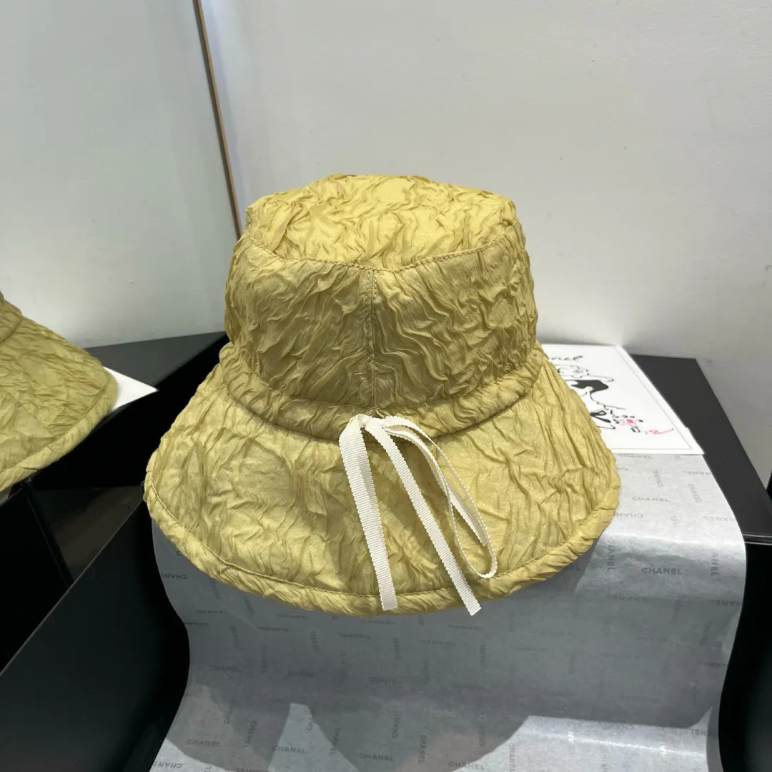 💰120¥ Chanel bucket hat, high-end hand-grip bucket hat, head circumference 57cm, lady style