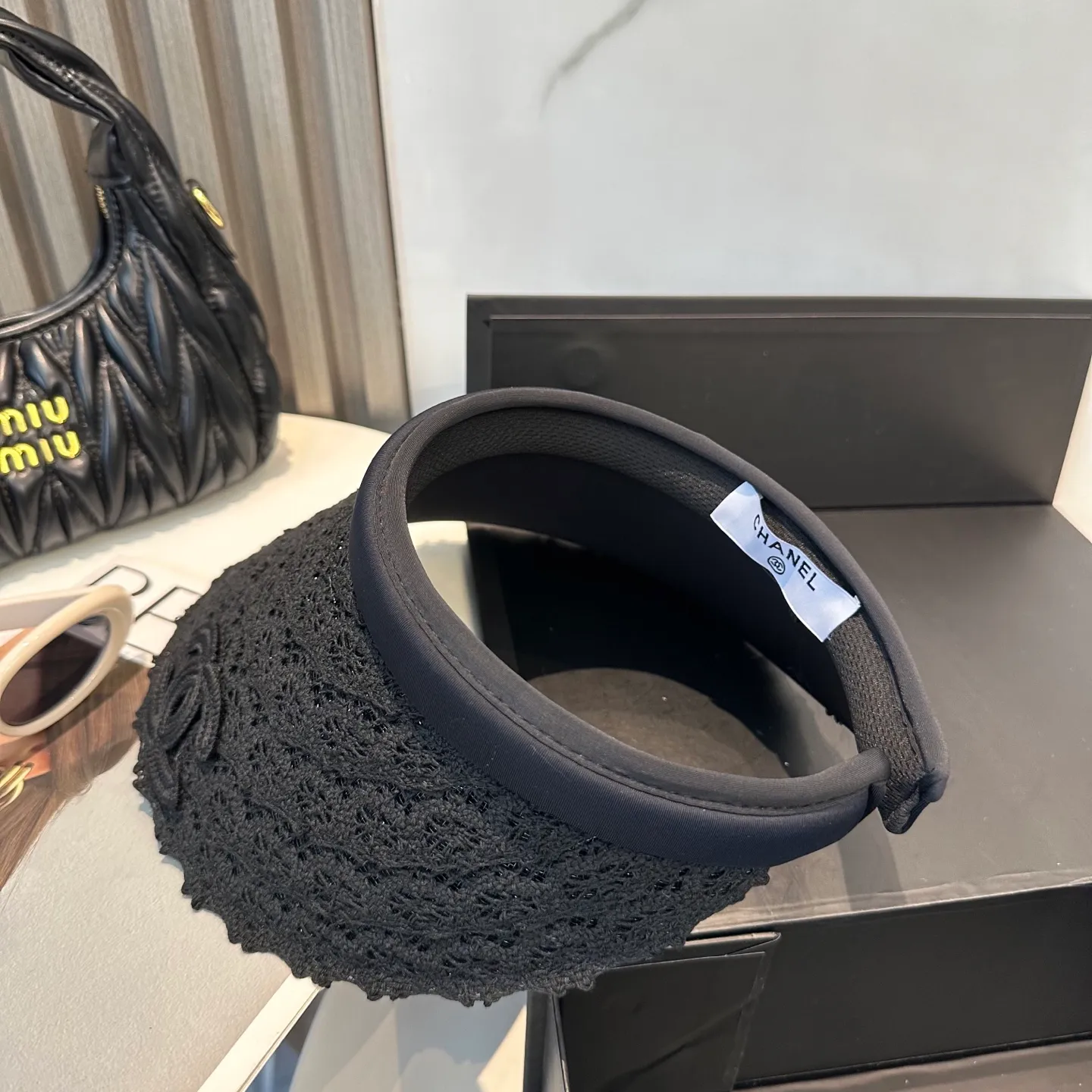 P80💛 Comes with dust bag [CHA Chanel] 2025 new exclusive small fragrant sun hat with empty top headband, 🔆 versatile sun protection ~ a great tool for casual outings and anti-snatching! Love it so much 💕