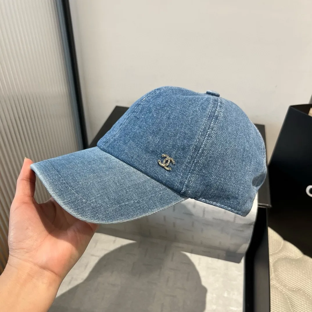 💰70¥ Chanel denim peaked hat, 25 years new counter model, head circumference 57cm