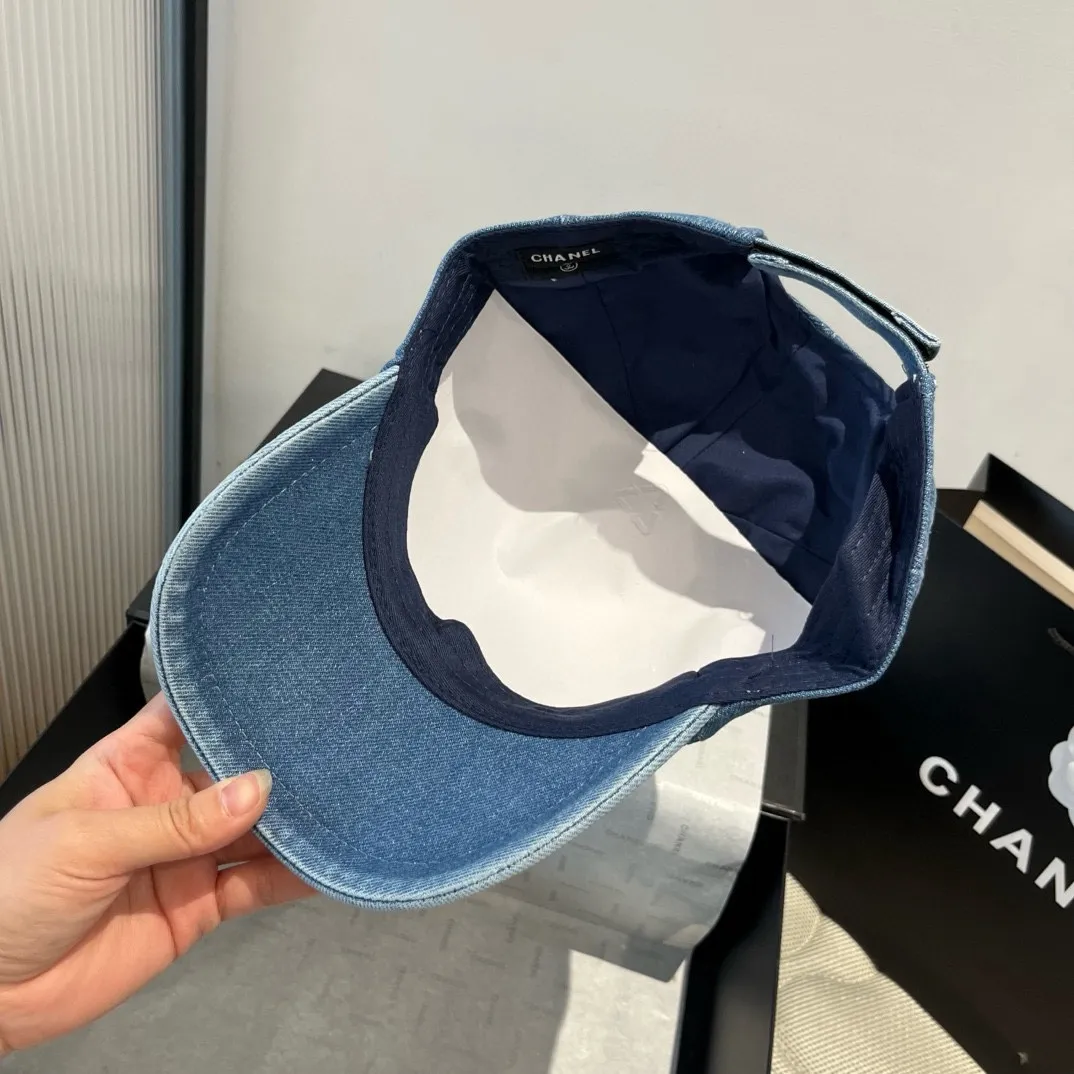 💰70¥ Chanel denim peaked hat, 25 years new counter model, head circumference 57cm