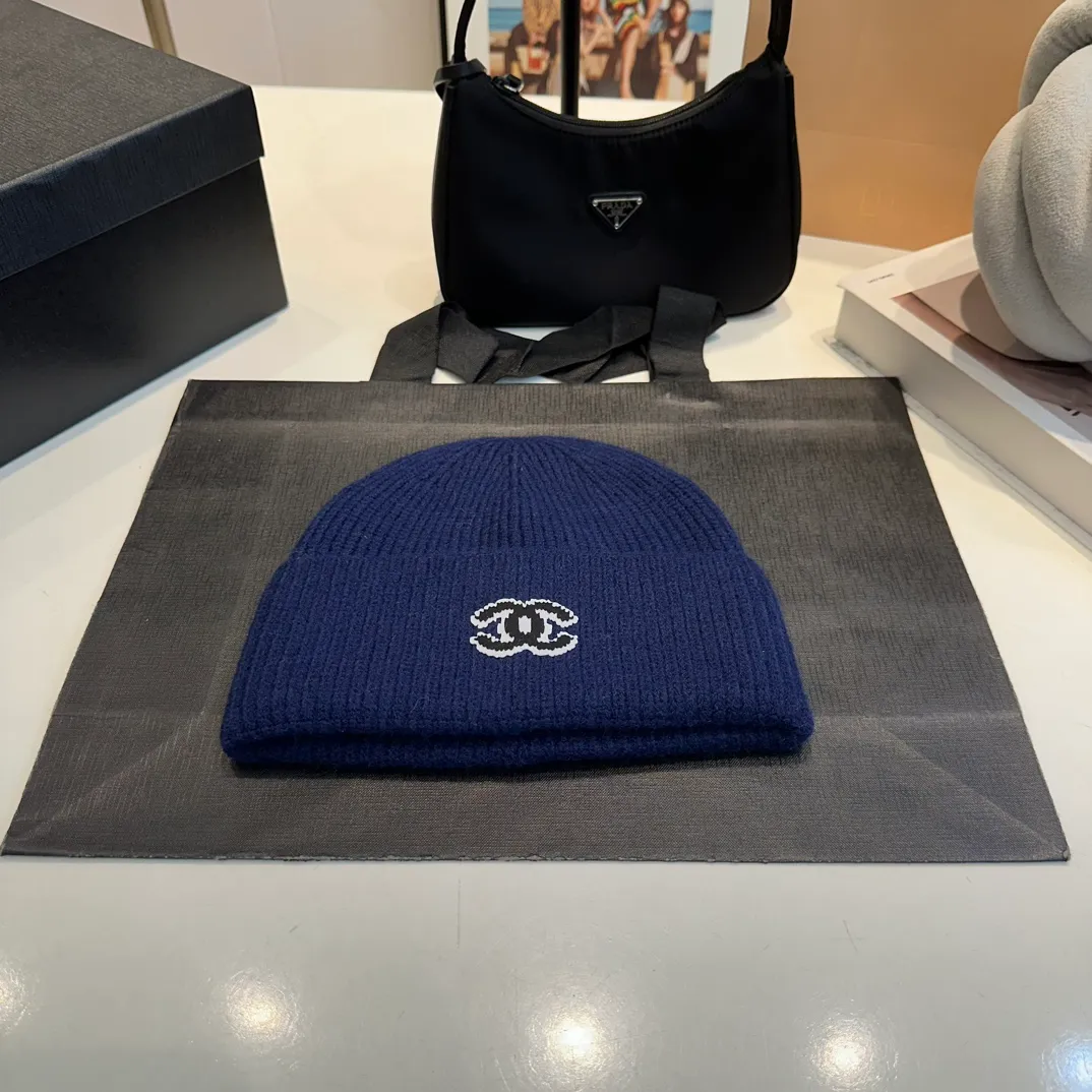 P50 Chanel knitted beanie