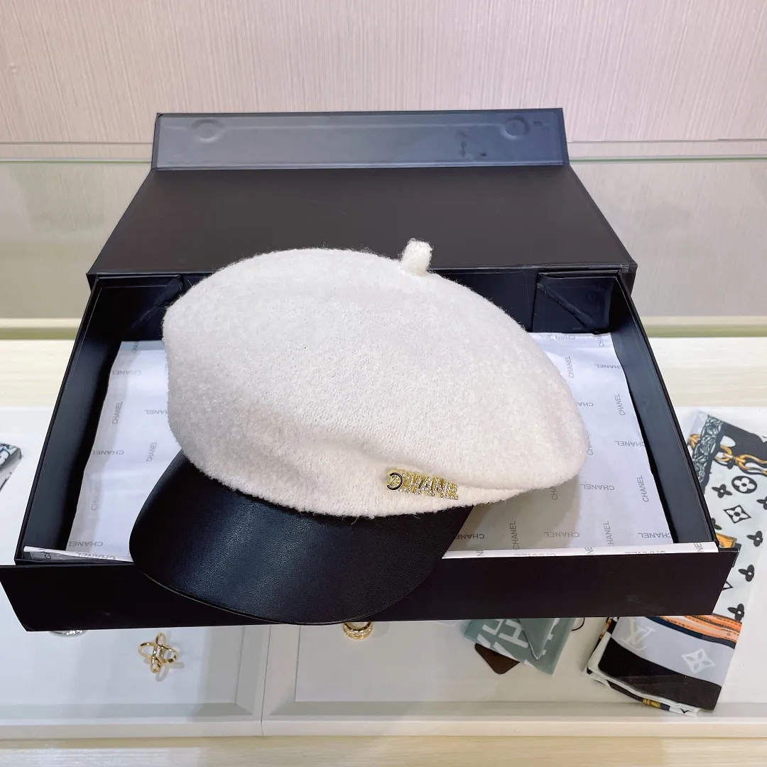🉐60🔥 Chanel's new autumn and winter custom-made military cap, contrasting fabrics, niche yet high-end! The latest style of Xiaoxiangfeng, a must-have for celebrities