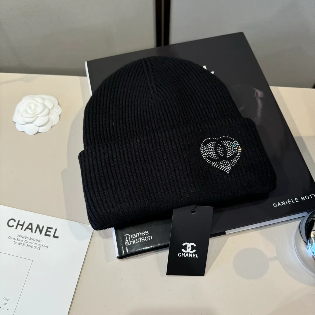 💰70¥ Chanel knitted beanie