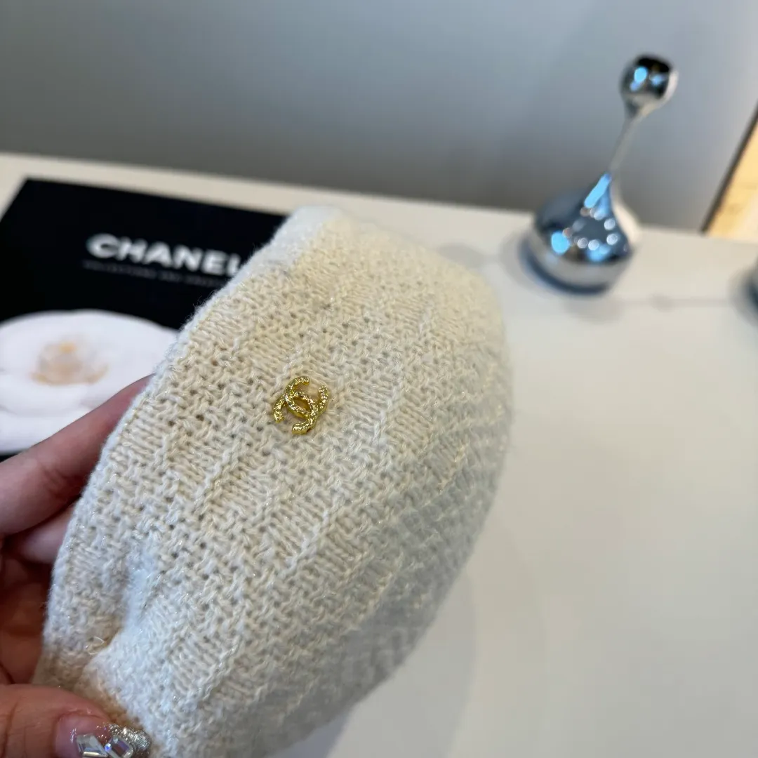 💰100¥ Chanel wool beret, small fragrant style beret, head circumference 57cm