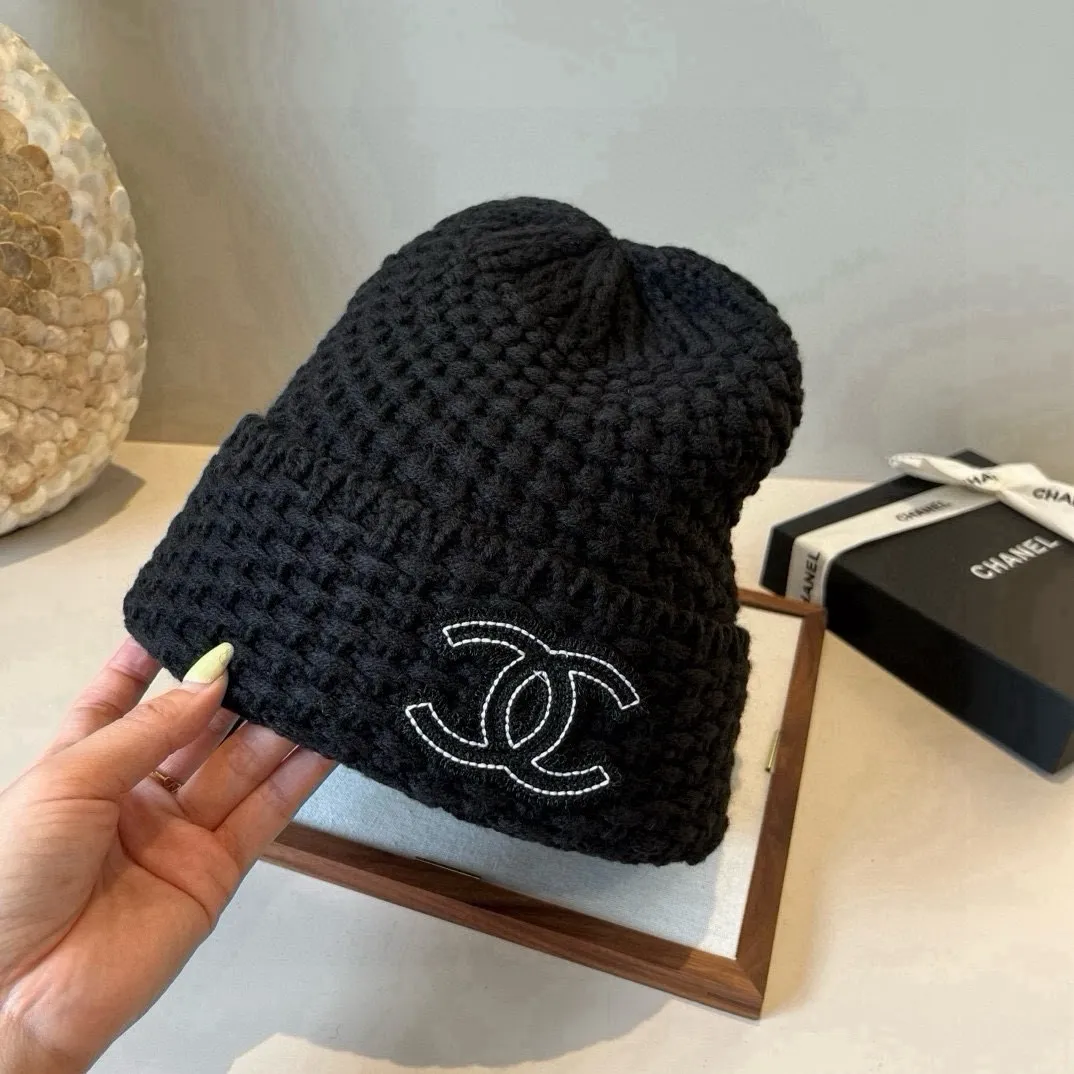 💰70¥ Chanel knitted beanie