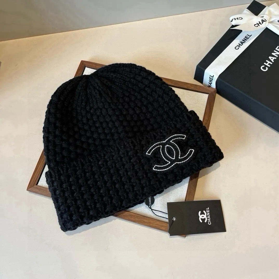 💰70¥ Chanel knitted beanie