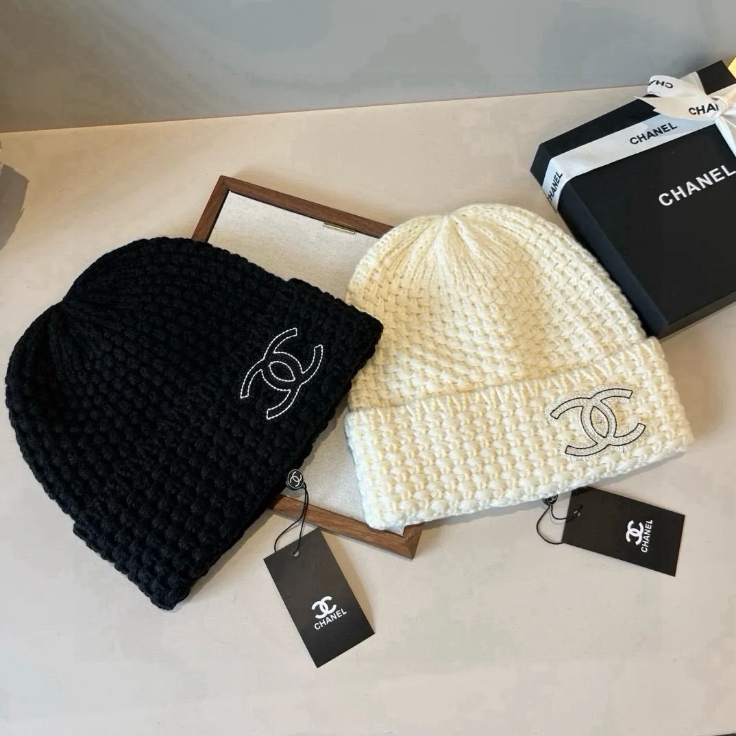 💰70¥ Chanel knitted beanie