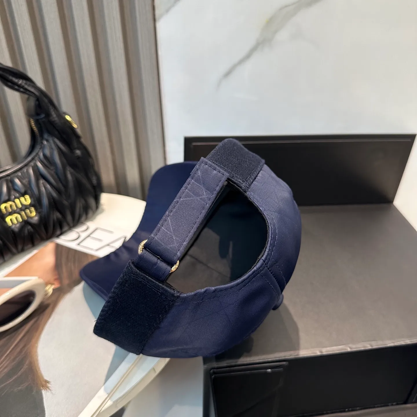P70 Dior👒 high version webbing logo baseball cap🧢, super high sun protection index, especially small face, stylish but not soft, can be folded at will, easy to carry🤗