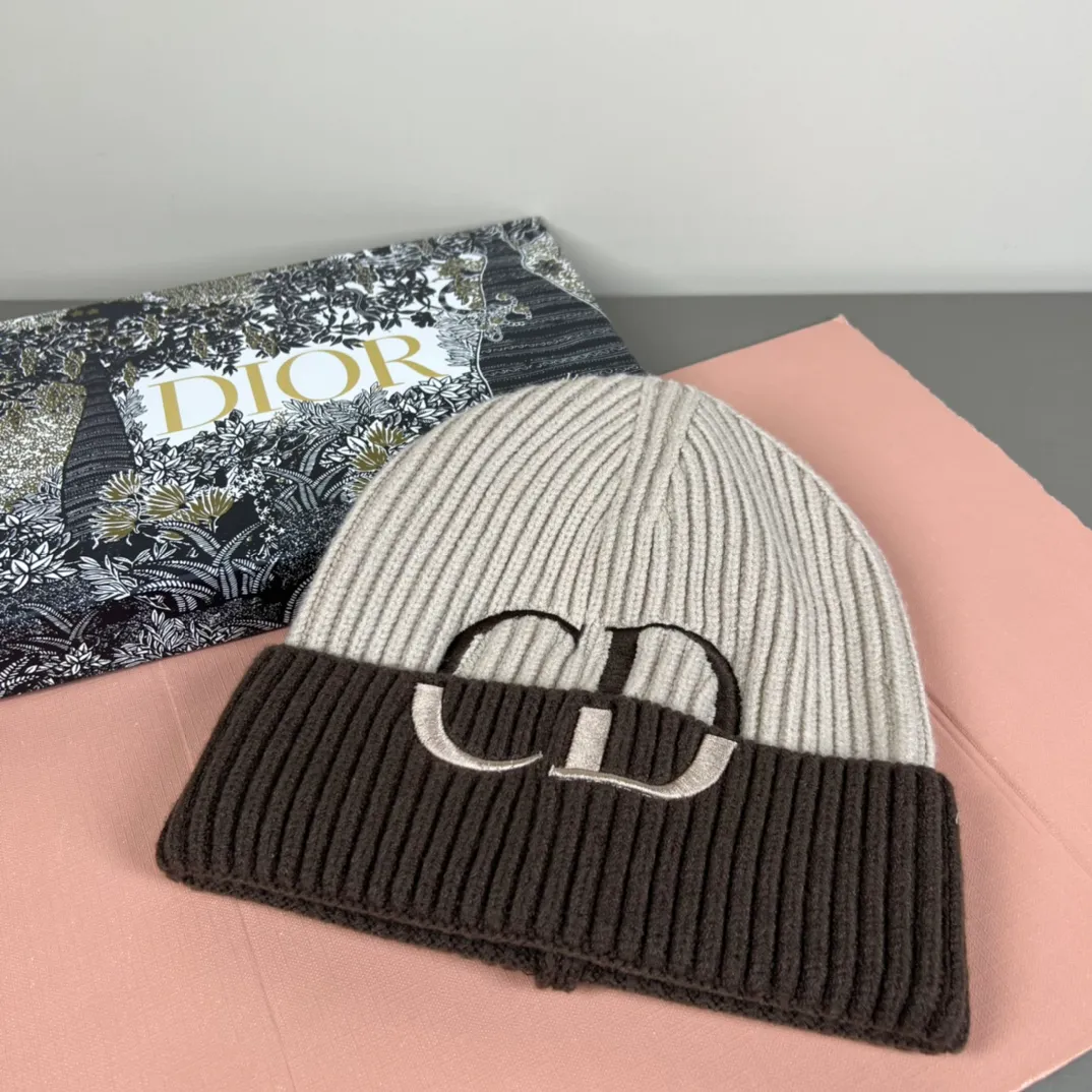 P50 with dust bag DIOR Dior original single hat official website new product Love][Love] Wool Cashmere Double-layer Hat😱😘Warm and fashionable, simple and elegant, more fashionable and high-end!