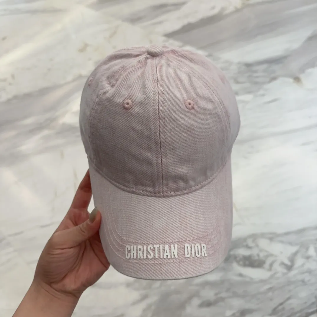 💰60 Dior Dior's new original baseball cap, exquisite and pure, stylish and stylish, cool and fashionable, great quality