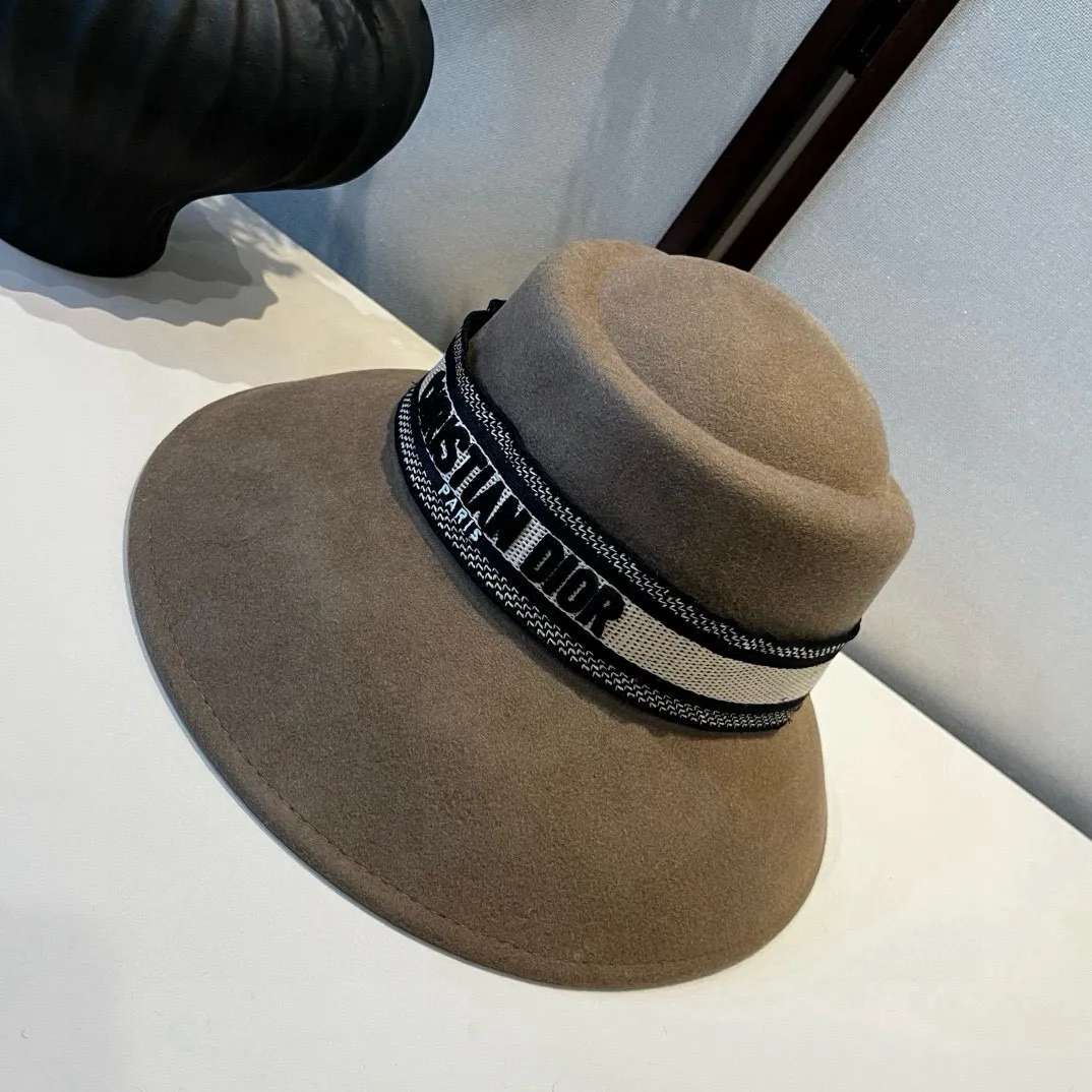 💰200¥ Dior new autumn and winter wool basin hat, 100% wool fabric%, head circumference 57cm