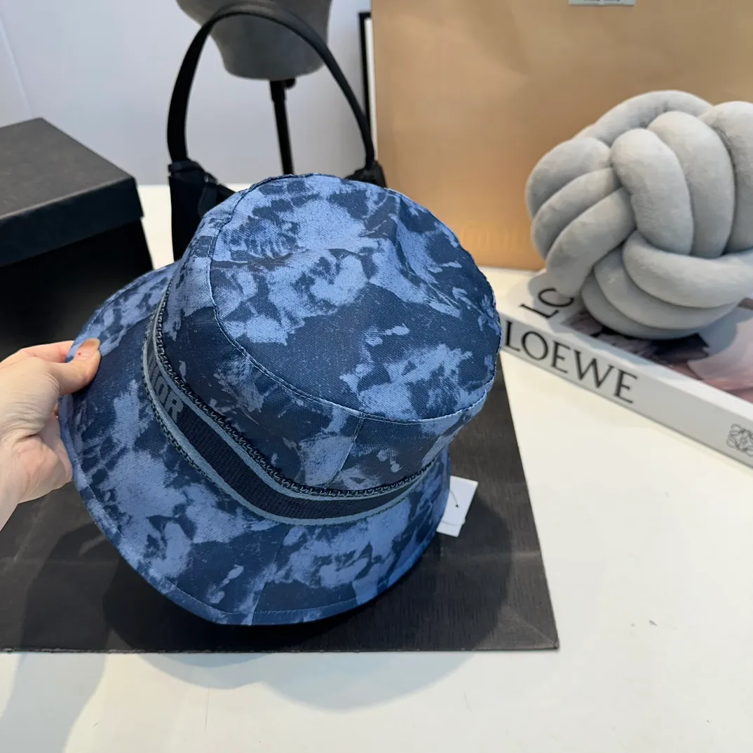 P80 Dior official bucket hat