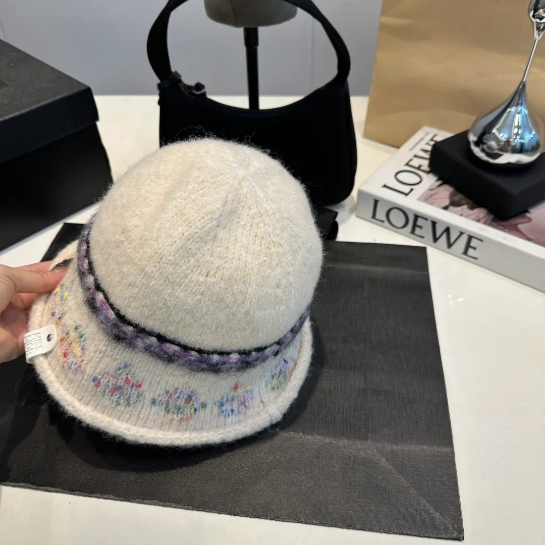 P60 Retro Dior New Bucket Hat