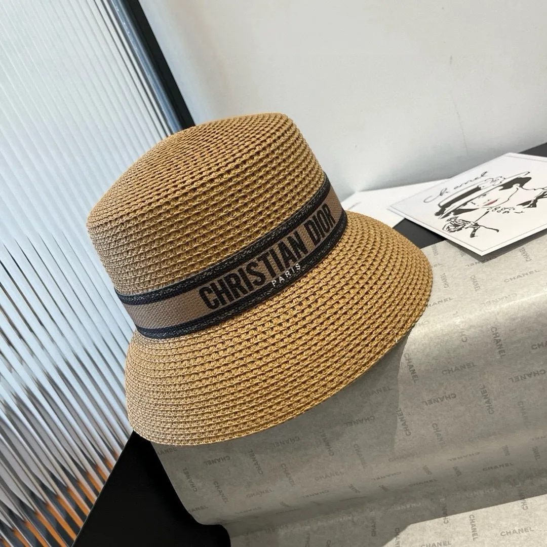 💰100¥ Dior new straw hat, head circumference 57vm