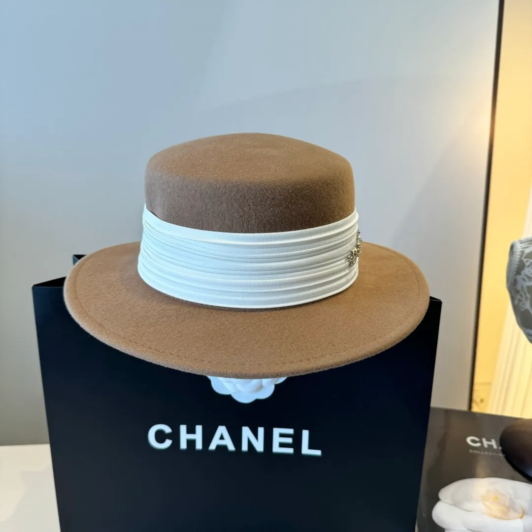💰190¥ Dior new wool top hat, flat top hat, 100% wool fabric 🦙%, head circumference 57cm