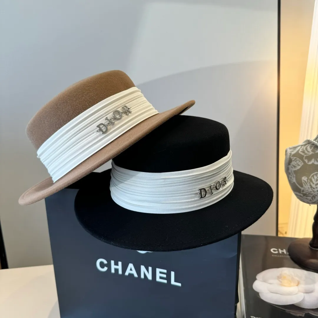 💰190¥ Dior new wool top hat, flat top hat, 100% wool fabric 🦙%, head circumference 57cm