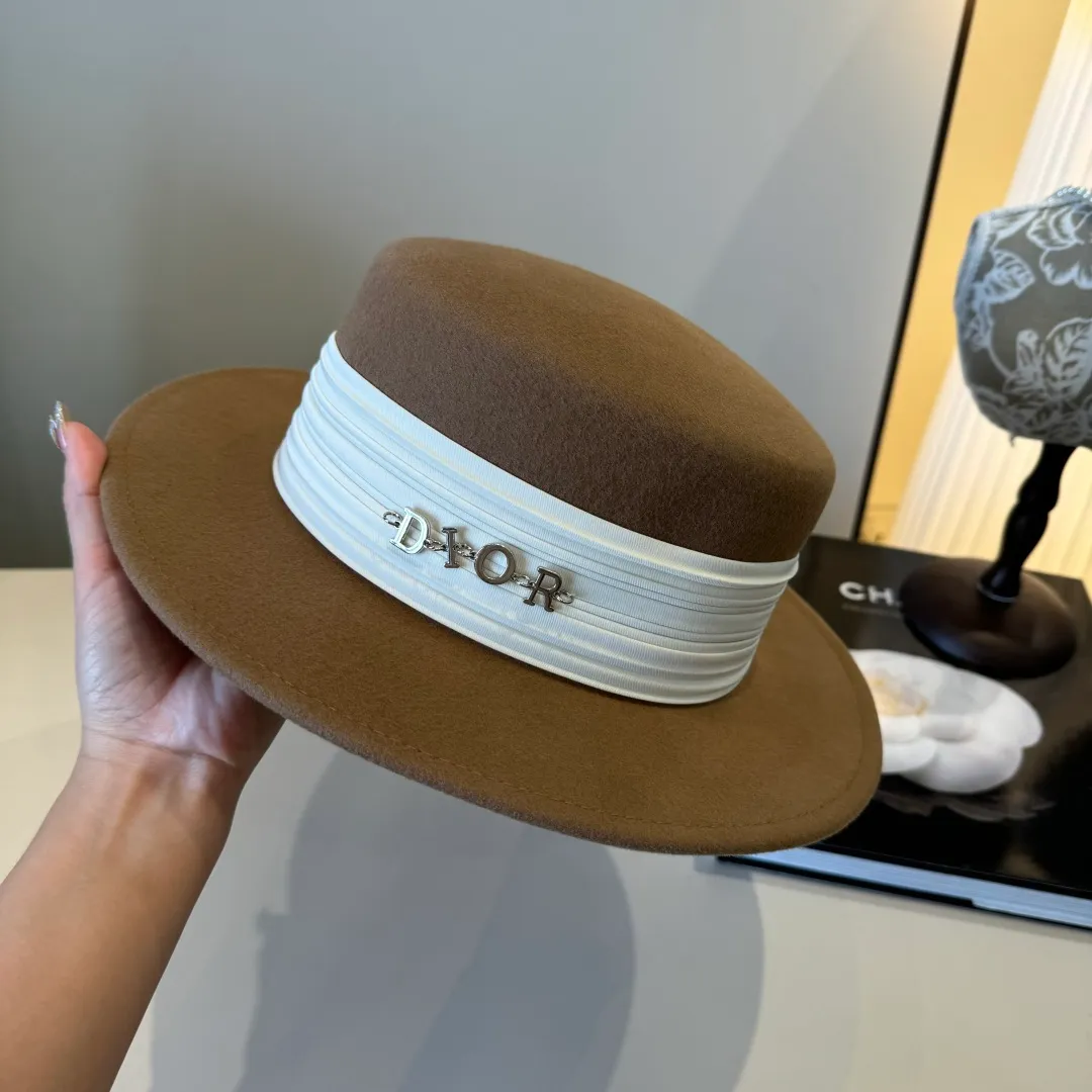 💰190¥ Dior new wool top hat, flat top hat, 100% wool fabric 🦙%, head circumference 57cm