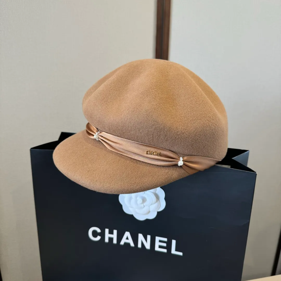 💰190¥ Dior wool peaked military cap, washed leather brim, 100% wool🦙, head circumference 57cm