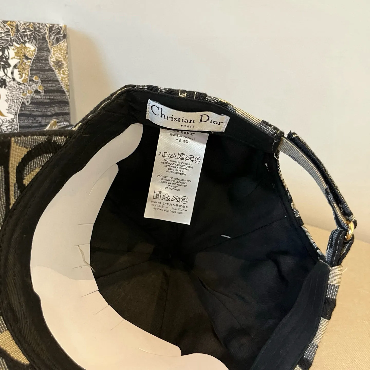 P60 [DIOR Dior] new popular simple baseball cap 🧢, new model shipped, big brand style is super easy to match, hurry up and get it!