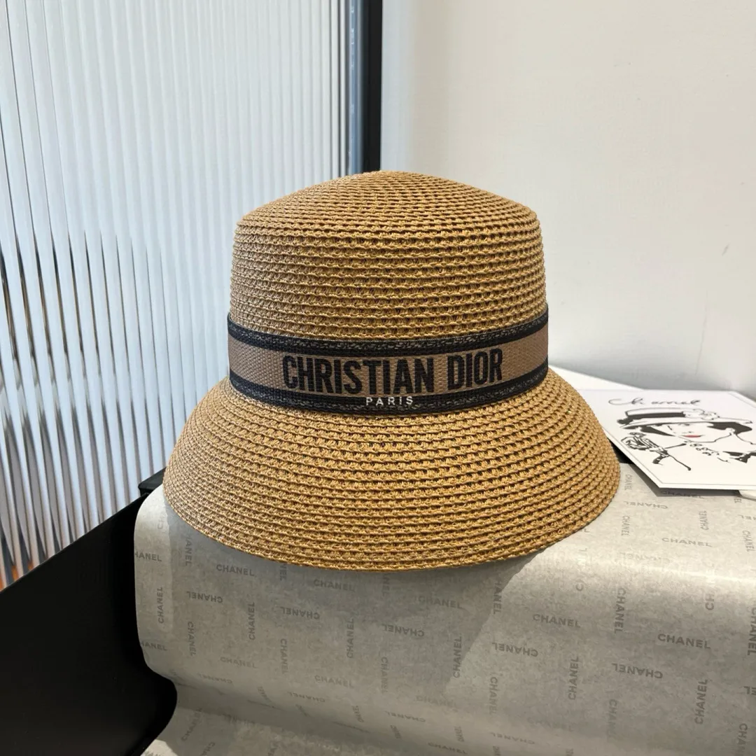💰90¥ Dior new straw hat, head circumference 57vm