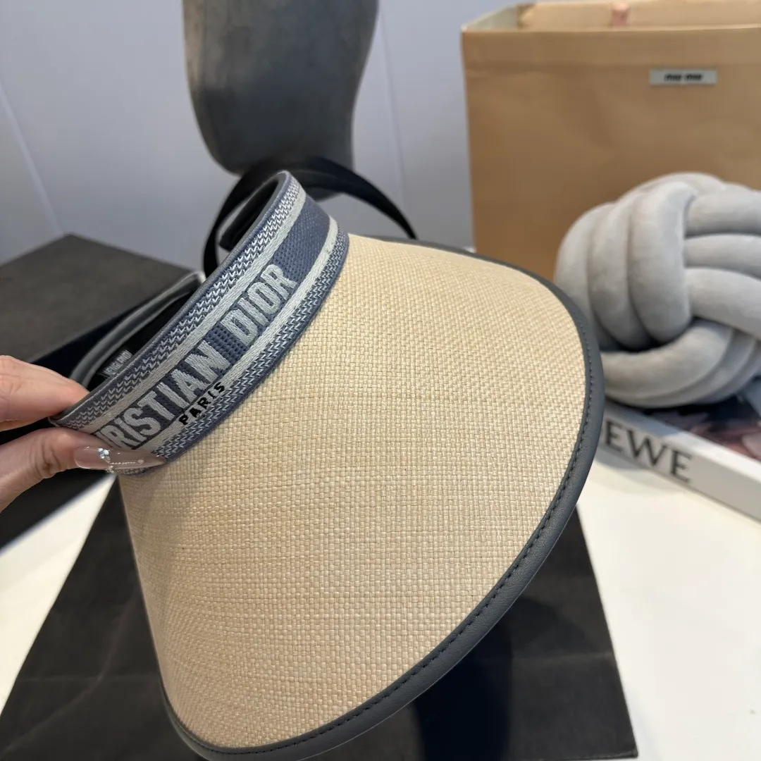 P70 Dior 2025 new sun visor, empty top headband hat, 🔆 versatile sun visor ~ a great tool for casual outings, great sun protection! Love it so much 💕