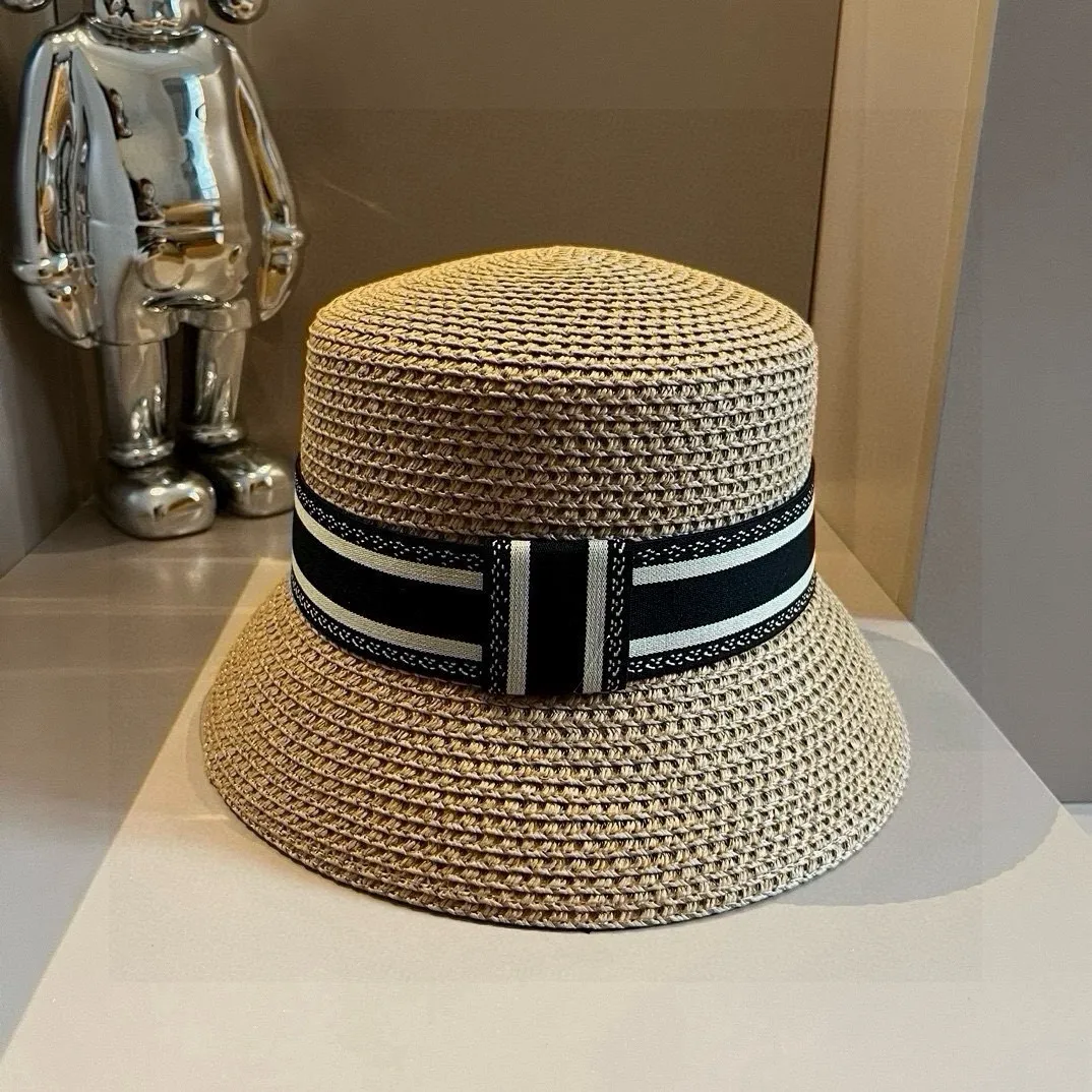 💰100¥ Dior's new straw hat, made from Japanese papyrus, the fastest running, head circumference 57cm