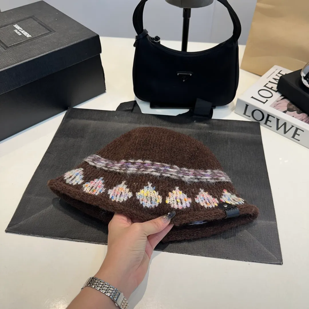 P60 Retro Dior New Bucket Hat