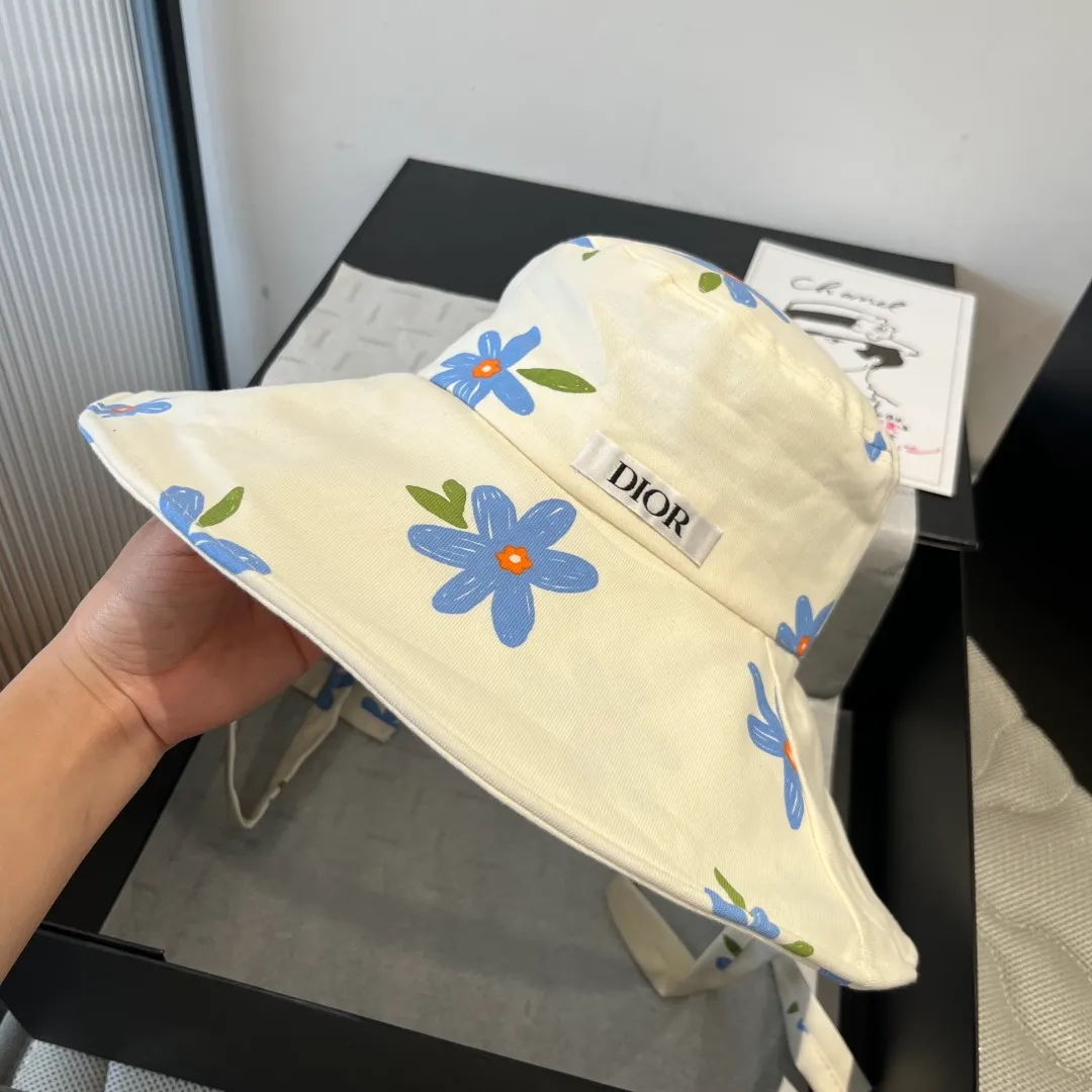 💰110¥ Dior new bucket hat, head circumference 57cm