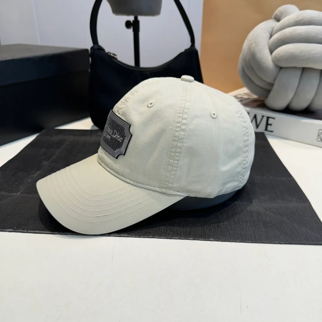 P60 Dior new peaked cap, baseball cap, head circumference 57cm