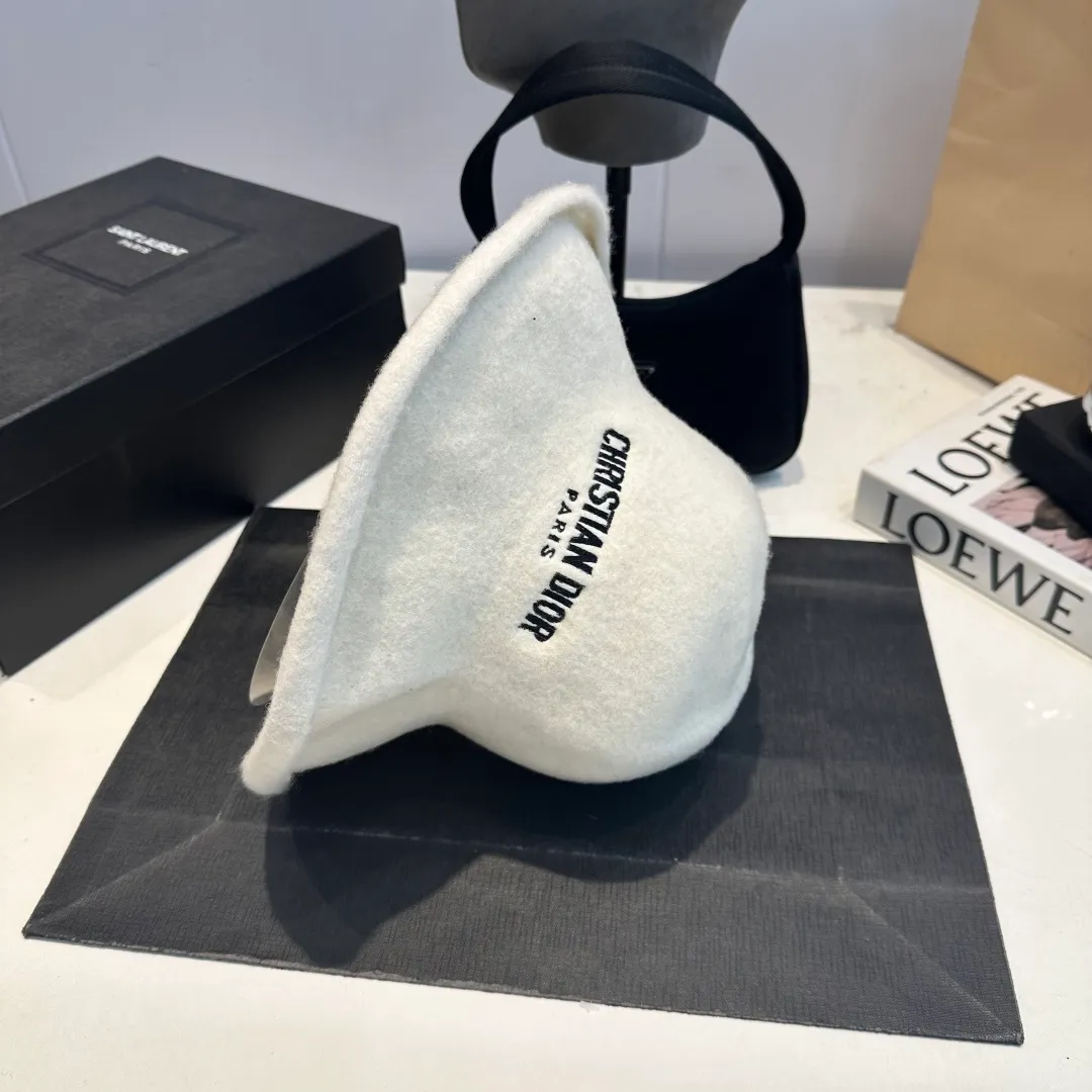 P170 Dior's new wool original single bucket hat, exquisite and pure, stylish and stylish, cool and fashionable, sold out at the counter, popular, great quality