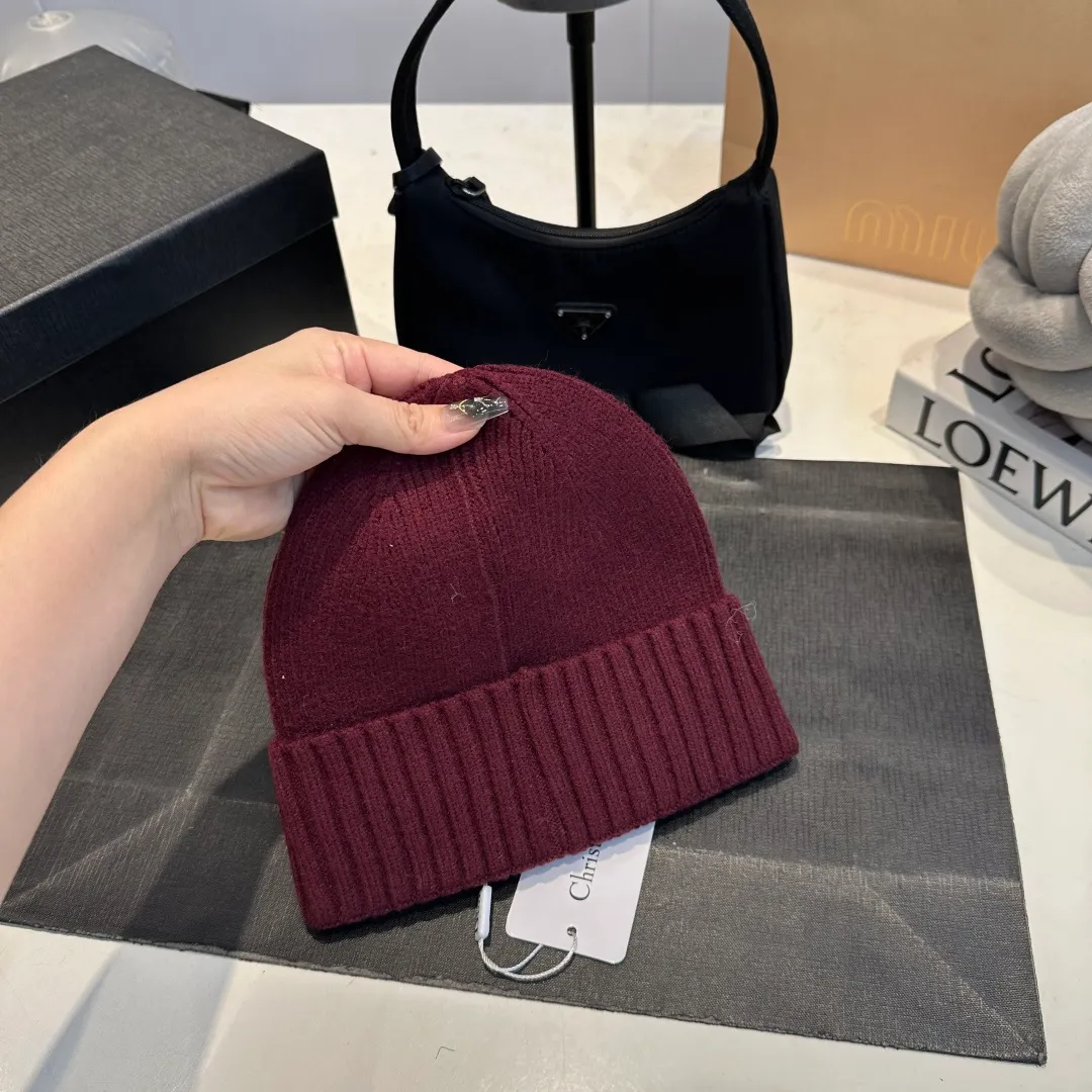 P50 Dior knitted beanie