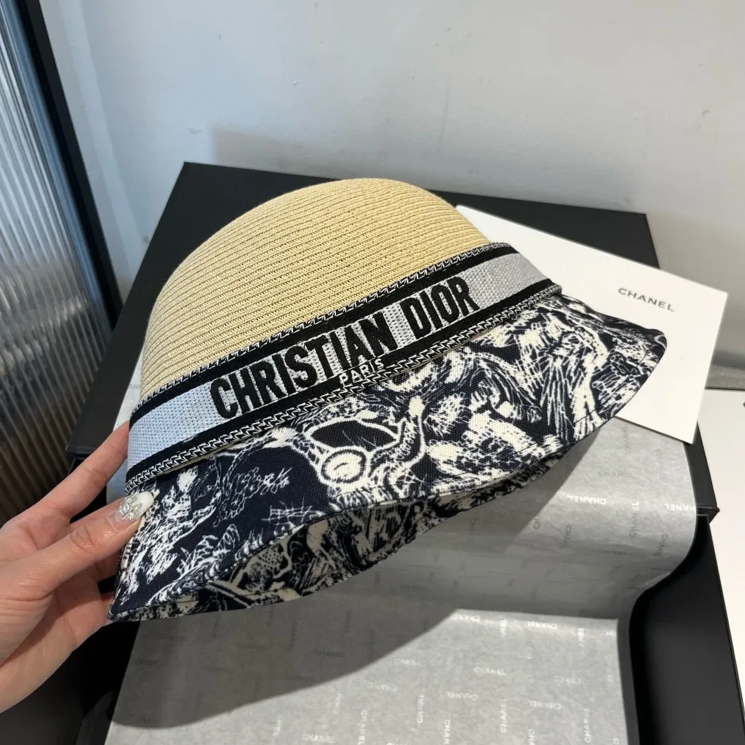 160¥ Dior new basin hat, straw hat, head circumference 57cm
