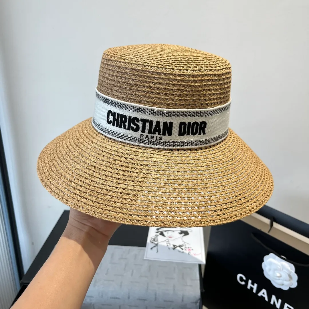 160¥ Dior new basin hat, straw hat, head circumference 57cm