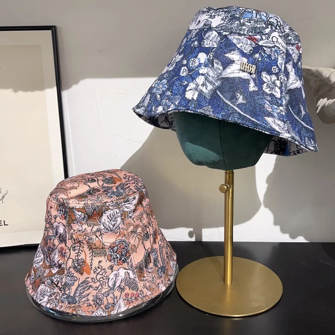 New arrival ꫛꫀꪝ ❥—— 🆕Dior printed fisherman hat in stock for early spring 🖤Head circumference 55～58cm 💫Exclusive printed hat 🔥Orange blue