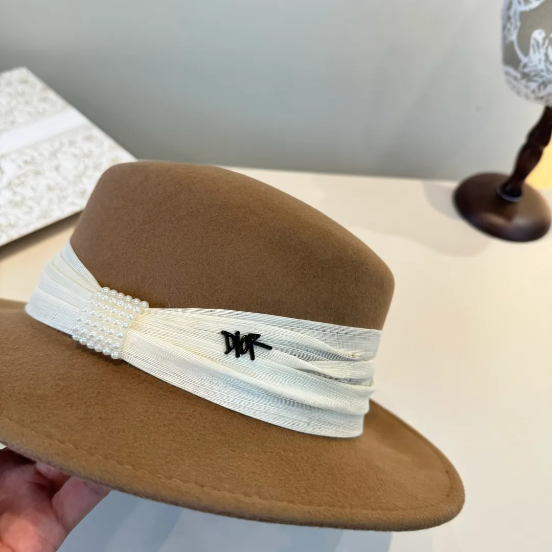 💰190¥ Dior new wool top hat, flat top hat, 100% wool fabric 🦙%, head circumference 57cm