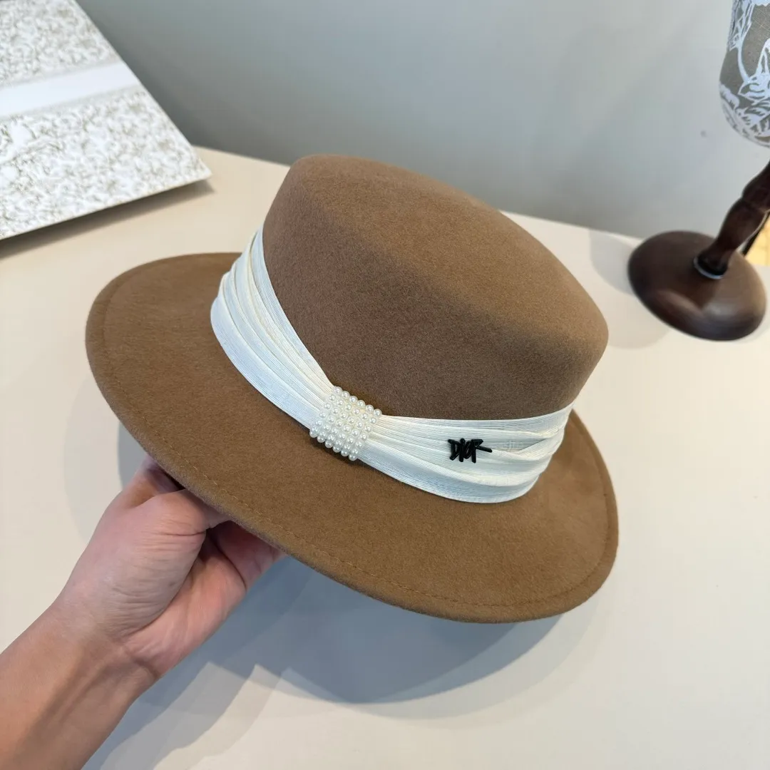 💰190¥ Dior new wool top hat, flat top hat, 100% wool fabric 🦙%, head circumference 57cm